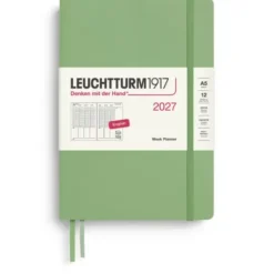 Kalender Leuchtturm1917 A5 vertikalt veckouppslag Sage 2027