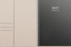 Kalender Weekly A5 beige konstläder 2027